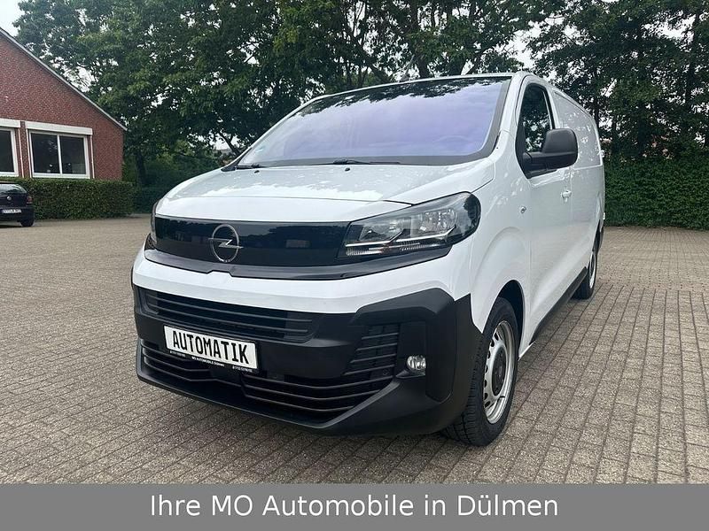 Weiß Gebraucht 2024 Opel Vivaro Edition Van | 24.999 € (Superpreis) - Bild 1/4