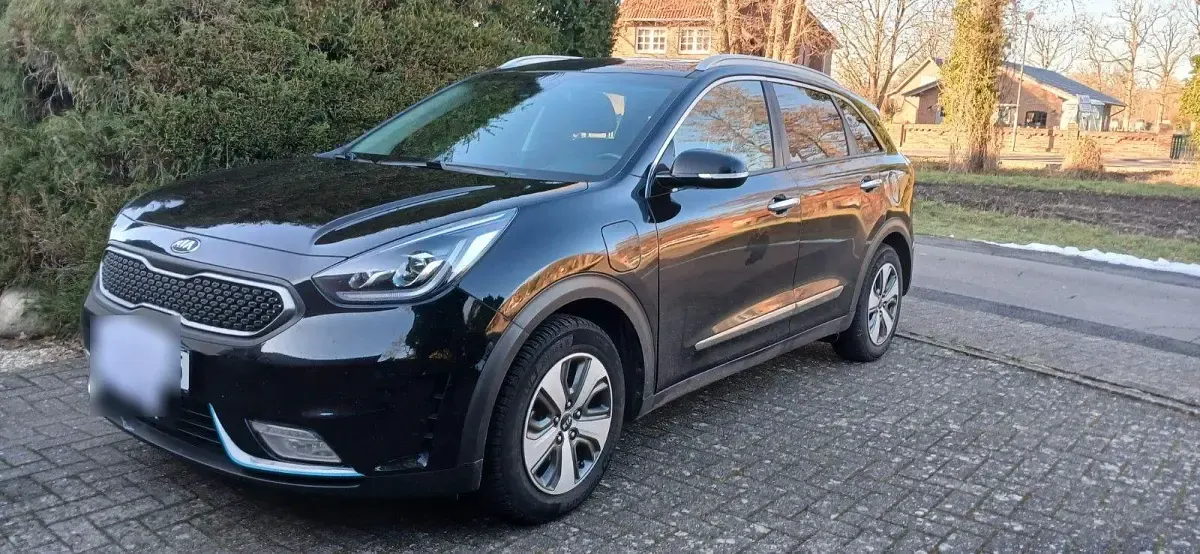 Gebraucht Kia Niro Vision 141 PS (103 kW) 2018 Schwarz SUV