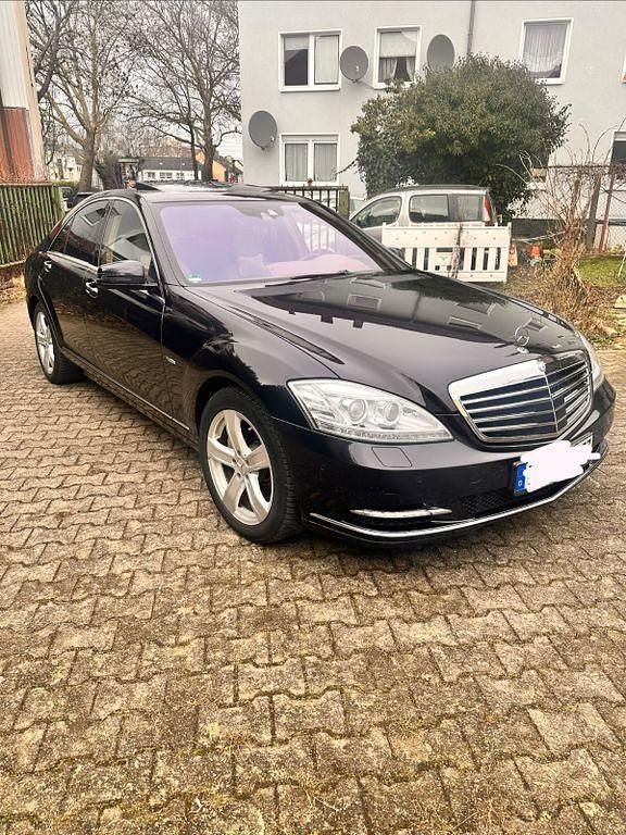Gebraucht Mercedes S400 299 PS (219 kW) 2010 Schwarz Limousine