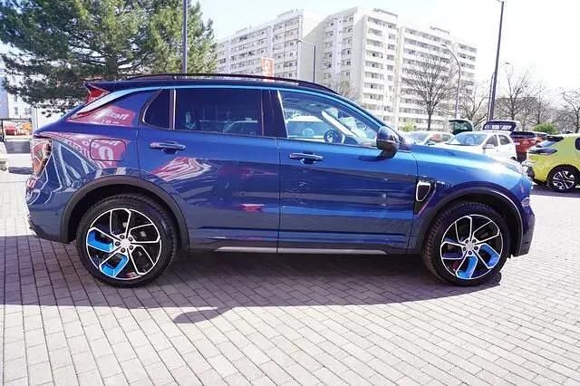 Second-hand Lynk & Co 01 261 CP (191 kW) 2022 Albastru SUV