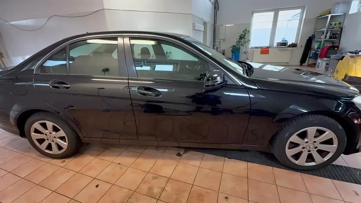 Gebraucht Mercedes C220 170 PS (125 kW) 2012 Schwarz Limousine