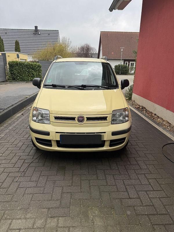 Gebraucht Fiat Panda 60 PS (44 kW) 2010 Gelb Kleinwagen