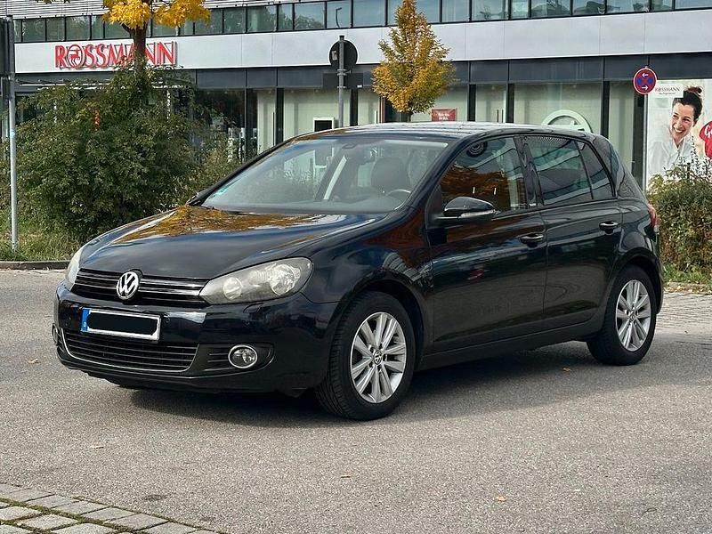 Schwarz Gebraucht 2011 VW Golf VI Style Kleinwagen | 5.900 € (Fairer Preis) - Bild 1/4