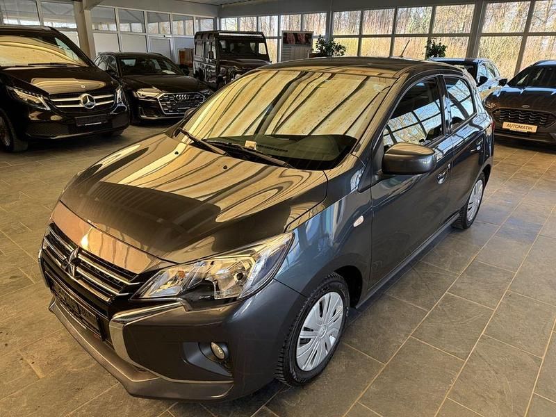 Grau Gebraucht 2024 Mitsubishi Space Star Select Limousine | 11.200 € (Superpreis) - Bild 1/4