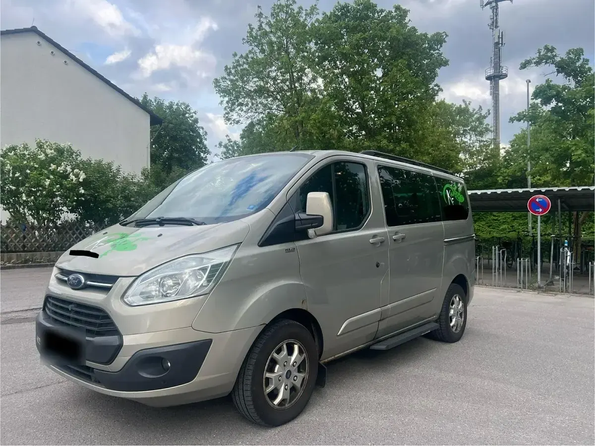 Gebraucht Ford Transit Custom 150 PS (110 kW) 2014 Braun Van / Kleinbus
