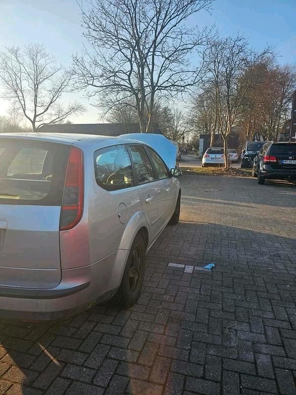 Gebraucht Ford Focus 120 PS (88 kW) 2007 Silber Kombi