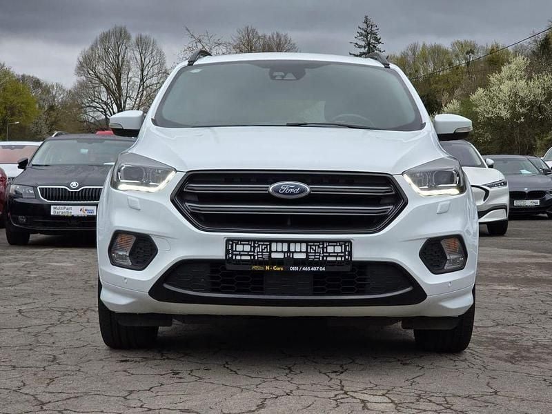 Gebraucht Ford Kuga ST-Line 150 PS (110 kW) 2019 Weiß SUV