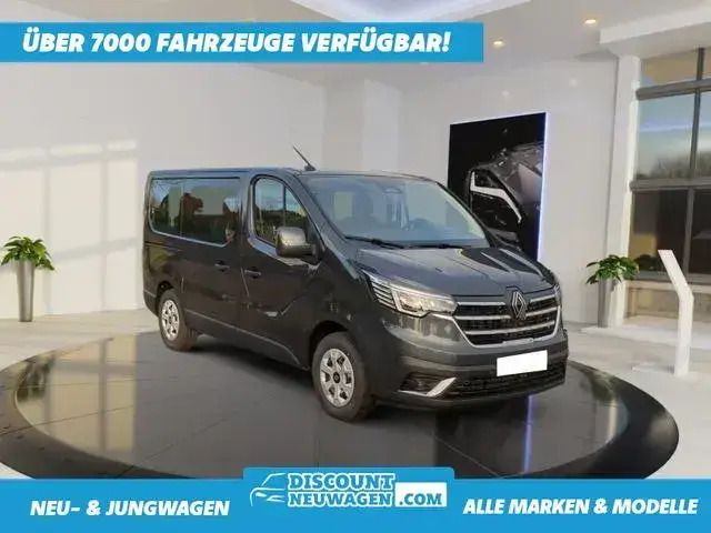 Kometengrau Gebraucht 2024 Renault Trafic Equilibre Van | 40.990 € (Fairer Preis) - Bild 1/4