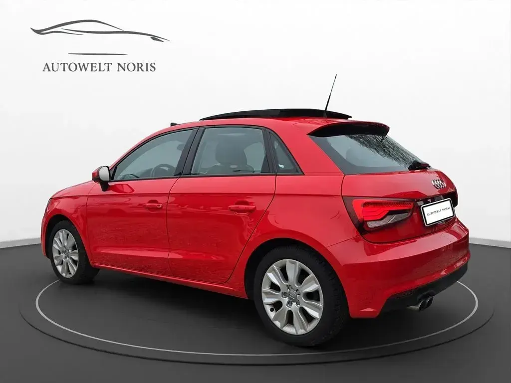 Gebraucht Audi A1 Comfort 125 PS (91 kW) 2017 Rot Kleinwagen