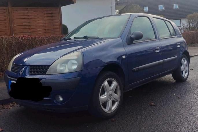 Gebraucht Renault Clio II 68 PS (50 kW) 2003 Blau Kleinwagen