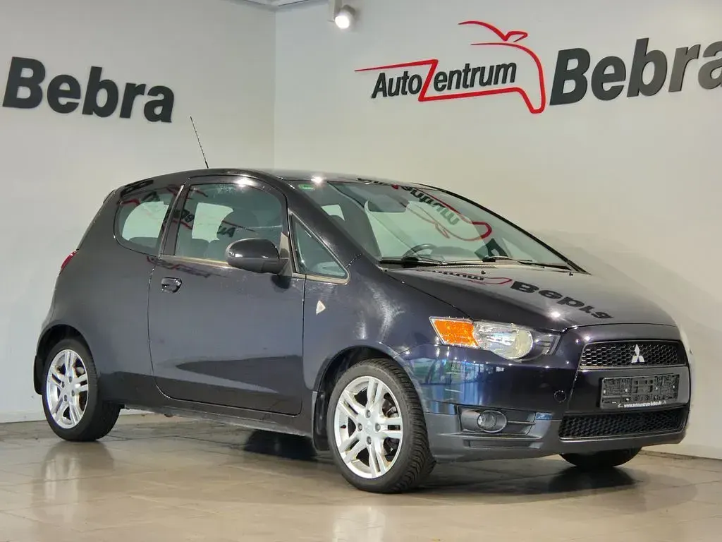 Gebraucht Mitsubishi Colt Intense 95 PS (69 kW) 2009 Black saphire Kleinwagen