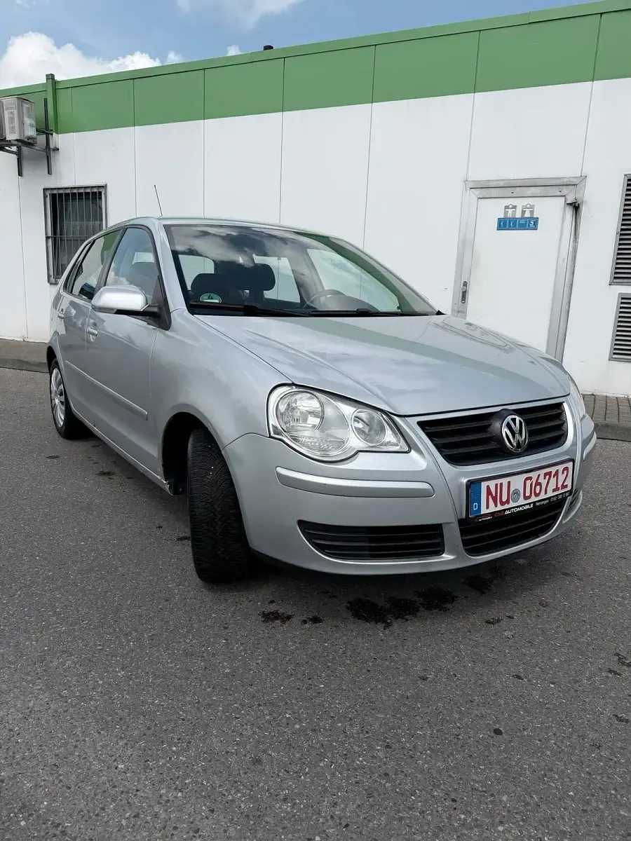 Gebraucht VW Polo 75 PS (55 kW) 2008 Silber Kleinwagen