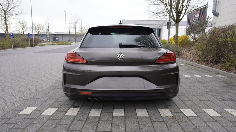Gebraucht VW Scirocco 179 PS (131 kW) 2015 Braun Coupé