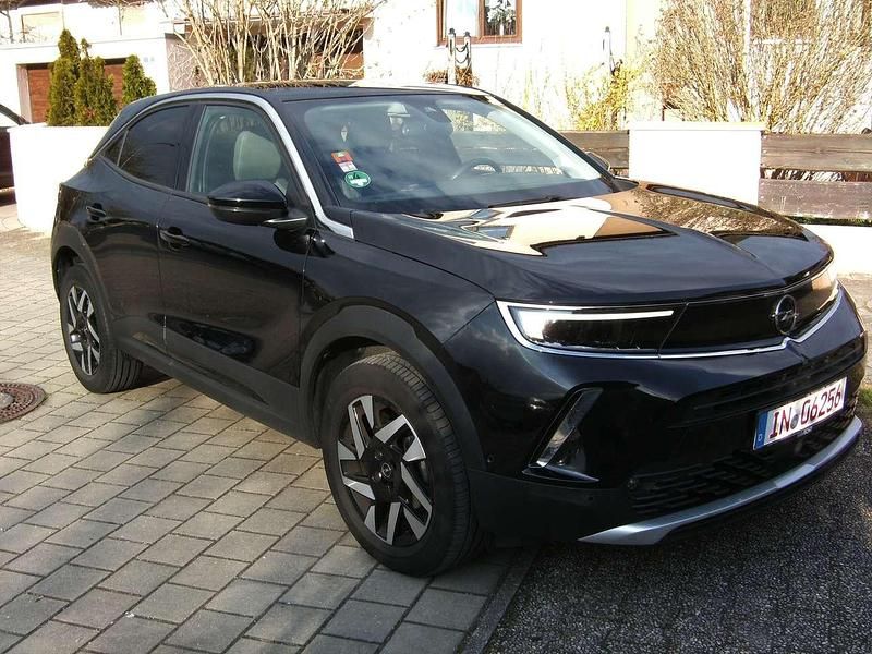 Gebraucht Opel Mokka Elegance 131 PS (96 kW) 2021 Diamant schwarz/karbon schwarz SUV