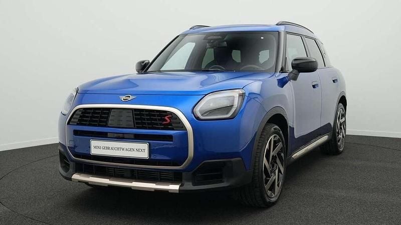 Blau Gebraucht 2025 Mini Countryman Favoured SUV | 42.370 € (Teuer) - Bild 1/4
