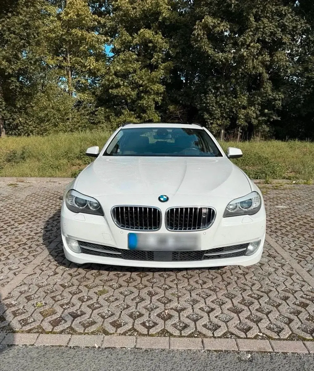 Gebraucht BMW 520 2009 Weiß Kombi