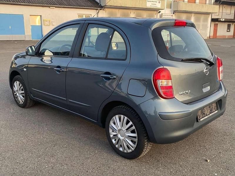 Gebraucht Nissan Micra Acenta 80 PS (58 kW) 2011 Grau Kleinwagen