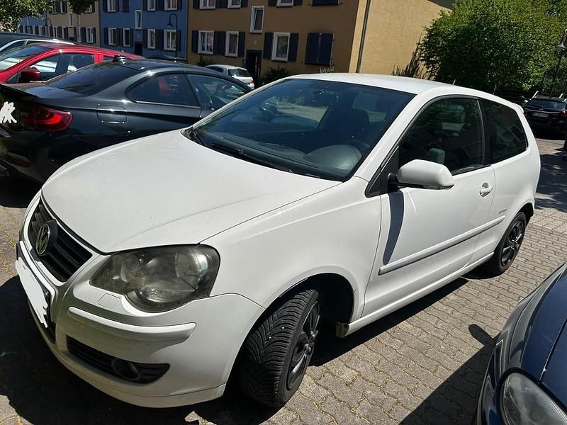 Weiß Gebraucht 2009 VW Polo GT Kleinwagen | 1.800 € - Bild 1/4