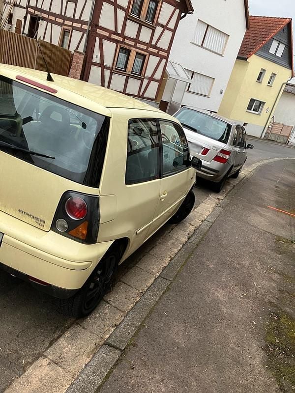 Gebraucht VW Lupo 75 PS (55 kW) 2002 Gelb Kleinwagen