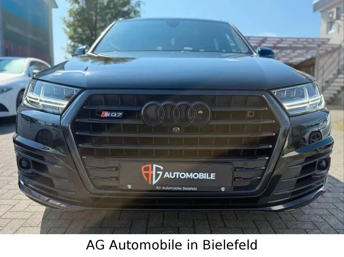 Gebraucht Audi SQ7 435 PS (319 kW) 2017 Orcaschwarz/deep black SUV