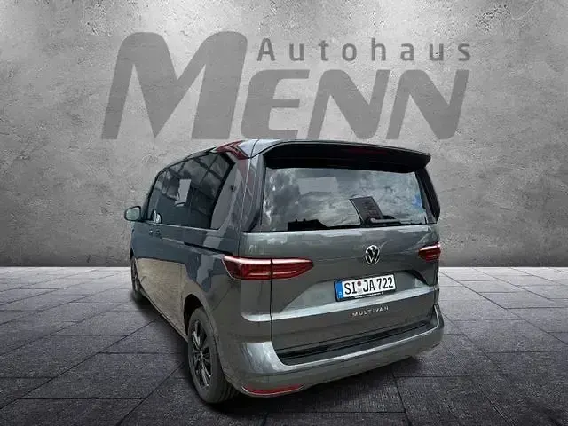 Neu VW Multivan Edition 150 PS (110 kW) 2025 Andere Van / Kleinbus