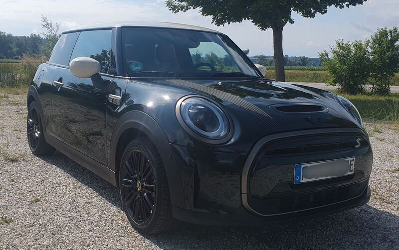 Grün Gebraucht 2022 Mini Cooper SE Resolute Edition Kleinwagen | 17.900 € (Fairer Preis) - Bild 1/4