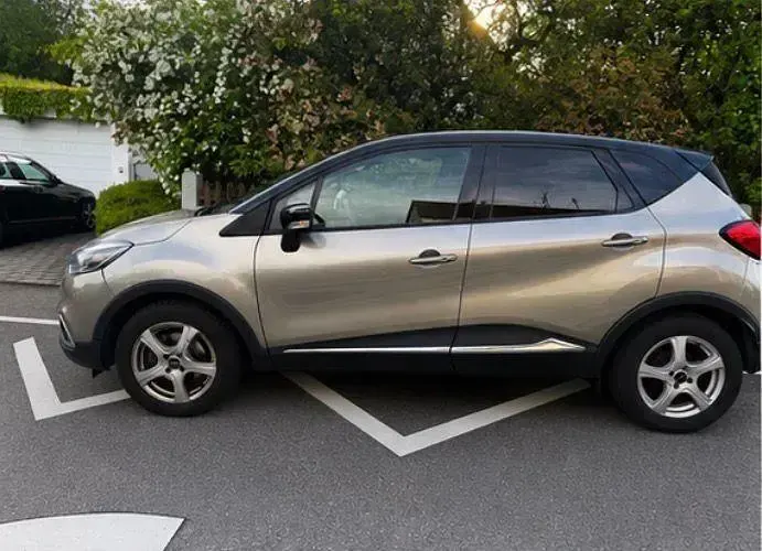 Gebraucht Renault Captur Luxe 120 PS (88 kW) 2014 Braun SUV
