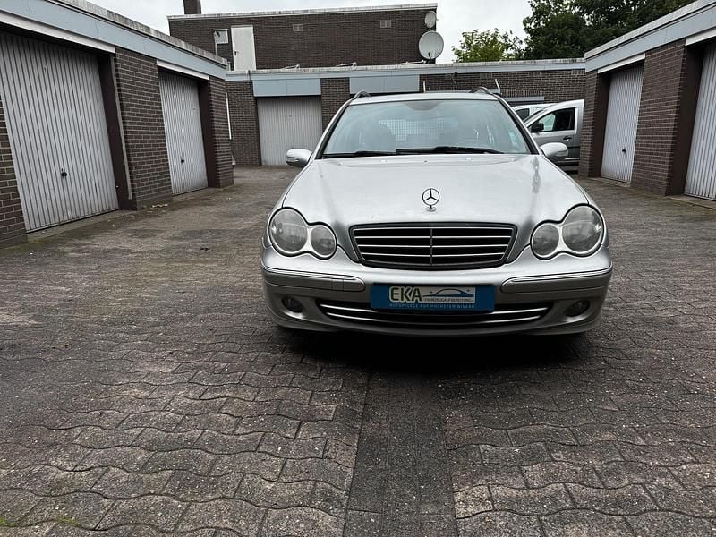Gebraucht Mercedes C270 170 PS (125 kW) 2004 Silber Kombi