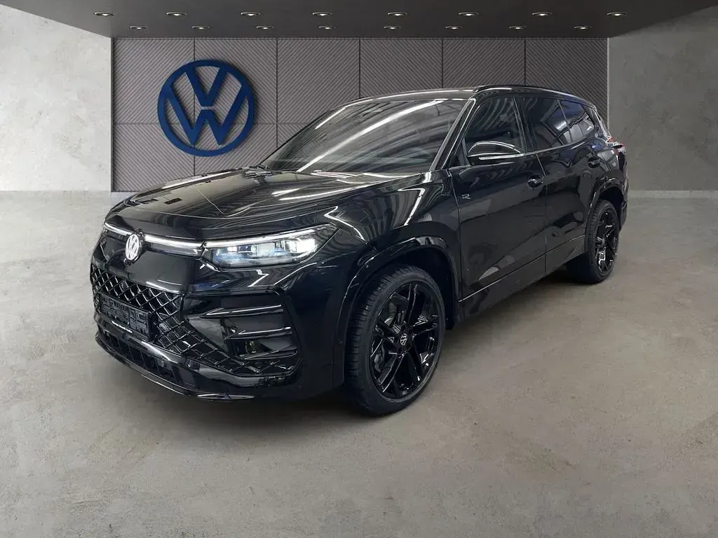 Gebraucht VW Tayron R-line 193 PS (141 kW) 2026 Schwarz SUV