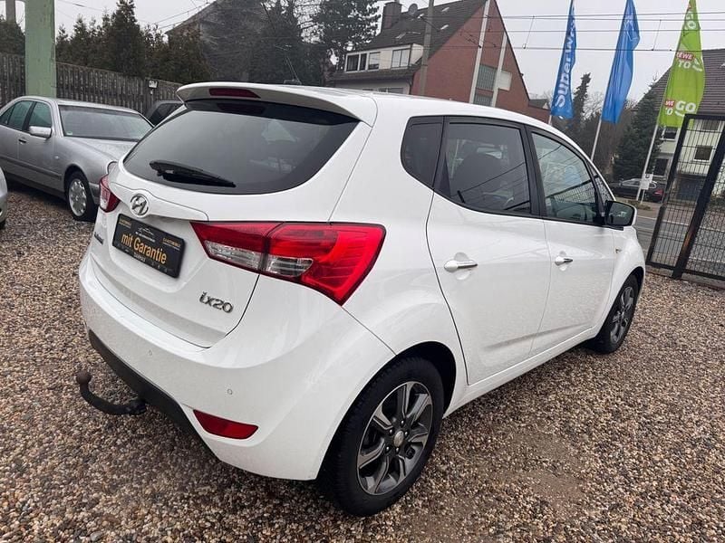 Gebraucht Hyundai ix20 YES! 90 PS (66 kW) 2017 Weiß Kleinwagen