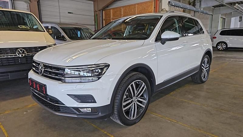 Weiß Gebraucht 2019 VW Tiguan SUV | 29.999 € (Fairer Preis) - Bild 1/4