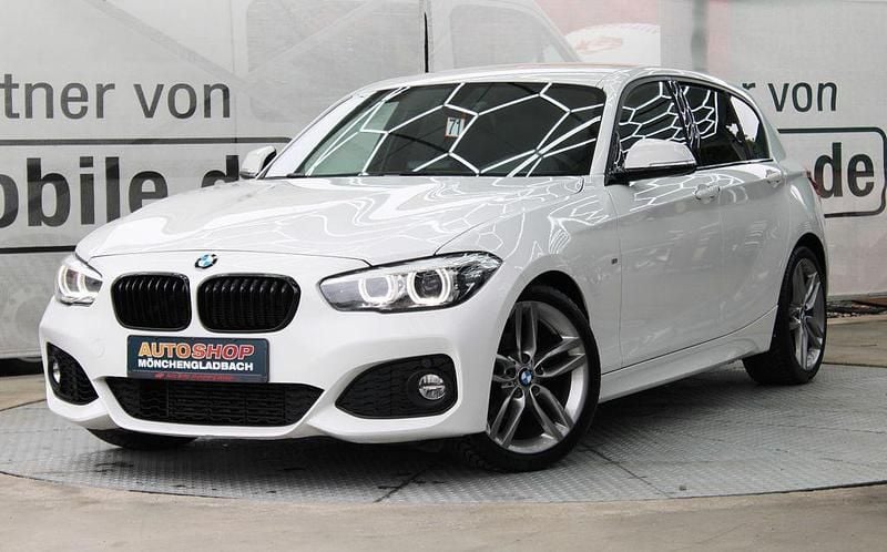 Weiß Gebraucht 2018 BMW 118 M Sport Kleinwagen | 16.300 € (Guter Preis) - Bild 1/4