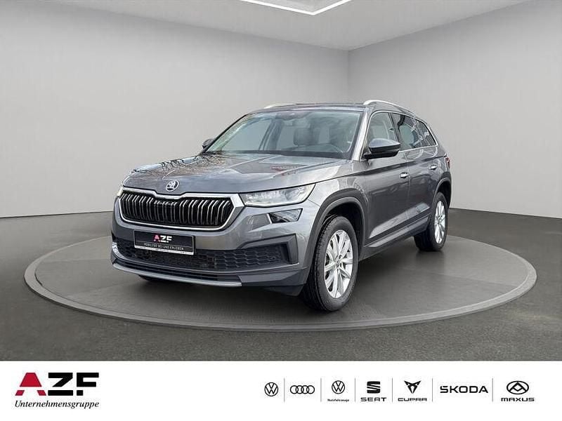 Grau Gebraucht 2023 Skoda Kodiaq Style SUV | 28.890 € (Fairer Preis) - Bild 1/4