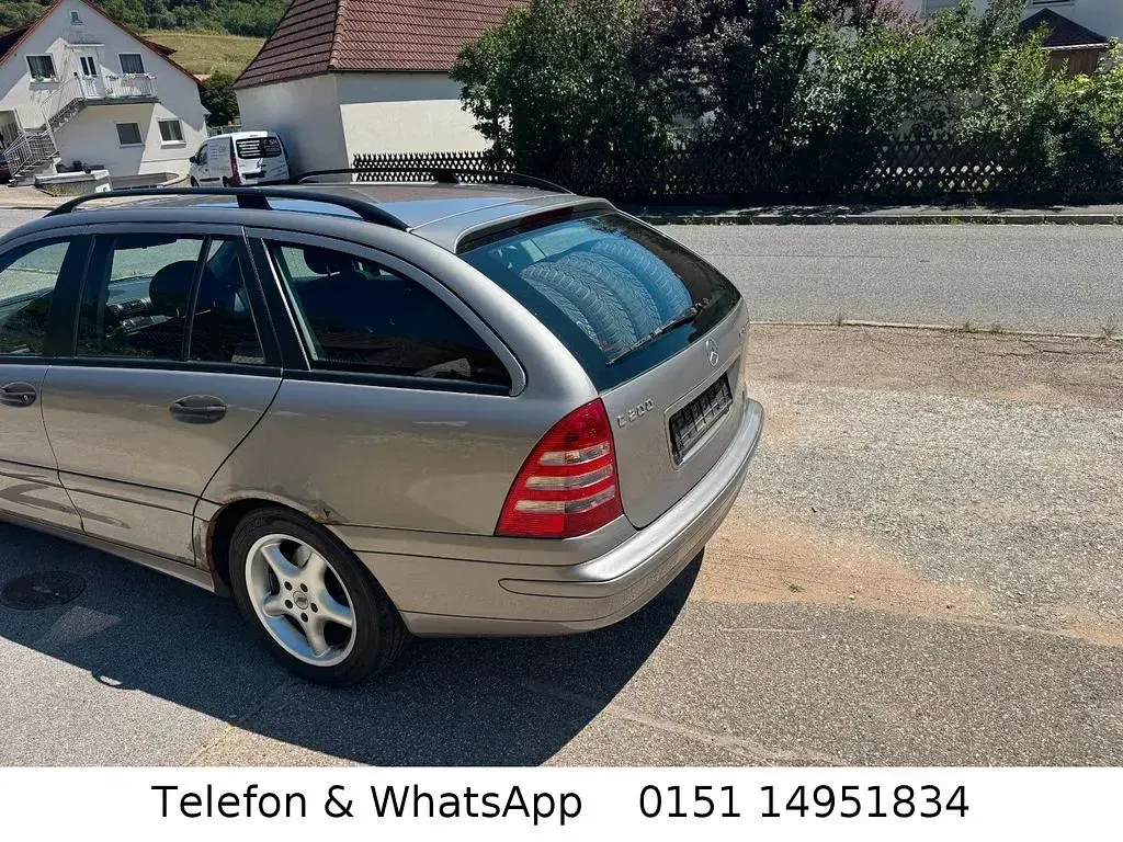 Gebraucht Mercedes C200 163 PS (119 kW) 2005 Silber Kombi