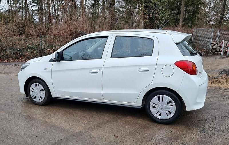 Gebraucht Mitsubishi Space Star 71 PS (52 kW) 2020 Weiß Kleinwagen