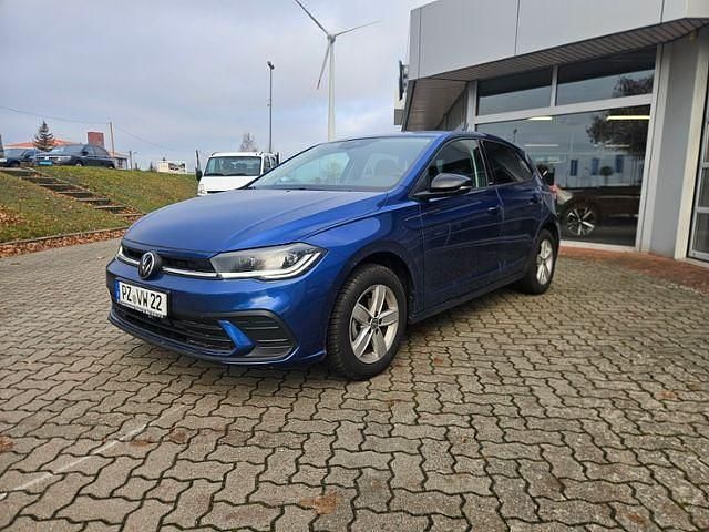 Gebraucht VW Polo Move 95 PS (69 kW) 2024 Blau Kleinwagen