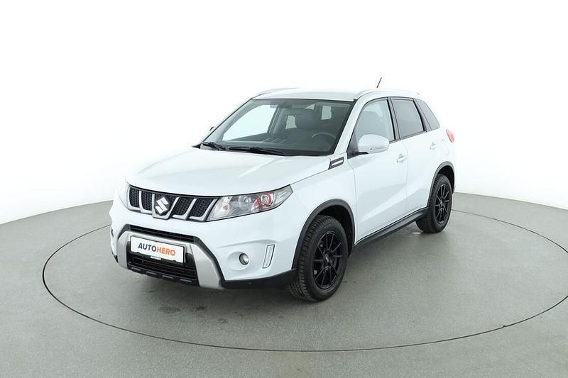 Weiß Gebraucht 2017 Suzuki Vitara SUV | 15.490 € (Fairer Preis) - Bild 1/3