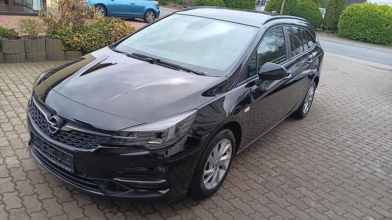 Schwarz Gebraucht 2022 Opel Astra Elegance Kombi | 12.800 € (Superpreis) - Bild 1/4