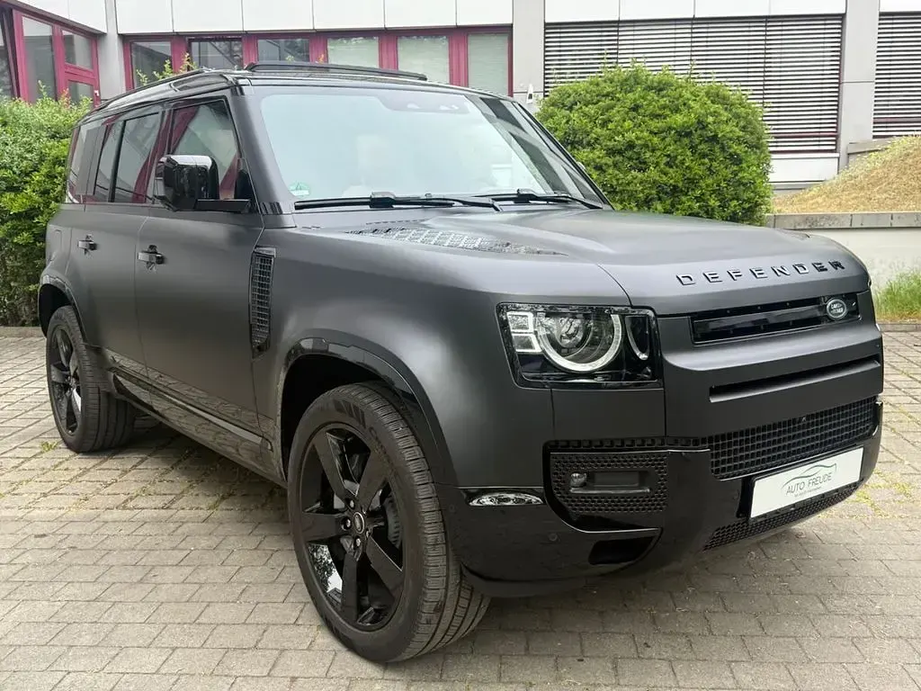 Gebraucht Land Rover Defender HSE Dynamic 300 PS (220 kW) 2025 Schwarz SUV