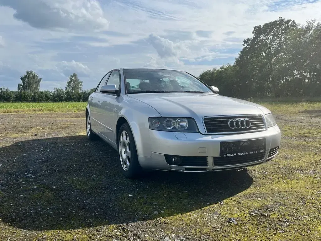 Gebraucht Audi A4 163 PS (119 kW) 2004 Silber Limousine