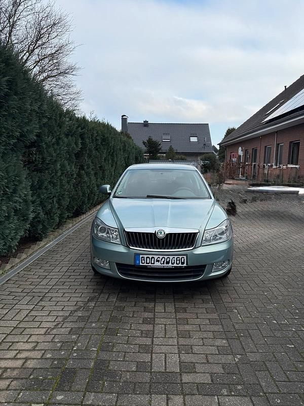 Gebraucht Skoda Octavia 122 PS (89 kW) 2011 Limousine