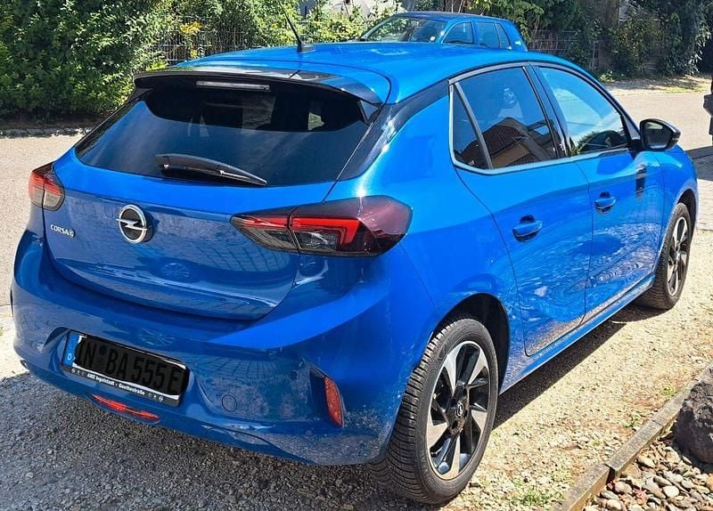 Gebraucht Opel Corsa-e Elegance 100 kW (136 PS) 2023 Blau Kleinwagen