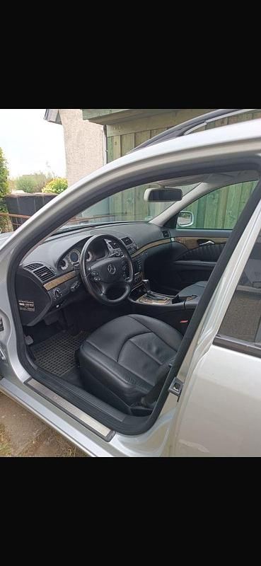 Gebraucht Mercedes E220 Avantgarde 170 PS (125 kW) 2009 Kombi