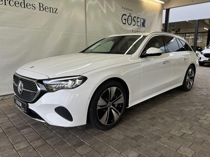 Gebraucht Mercedes E300 Advanced 313 PS (230 kW) 2024 Weiß Limousine