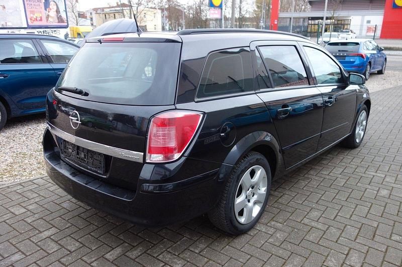 Gebraucht Opel Astra 105 PS (77 kW) 2006 Schwarz Kombi