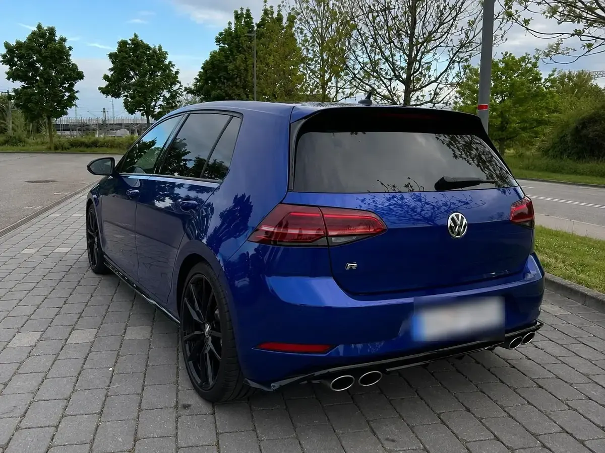 Gebraucht VW Golf VII R 300 PS (220 kW) 2019 Blau Kleinwagen