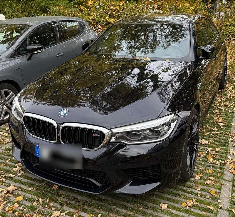 Schwarz Gebraucht 2018 BMW M5 Limousine | 49.500 € (Guter Preis) - Bild 1/4