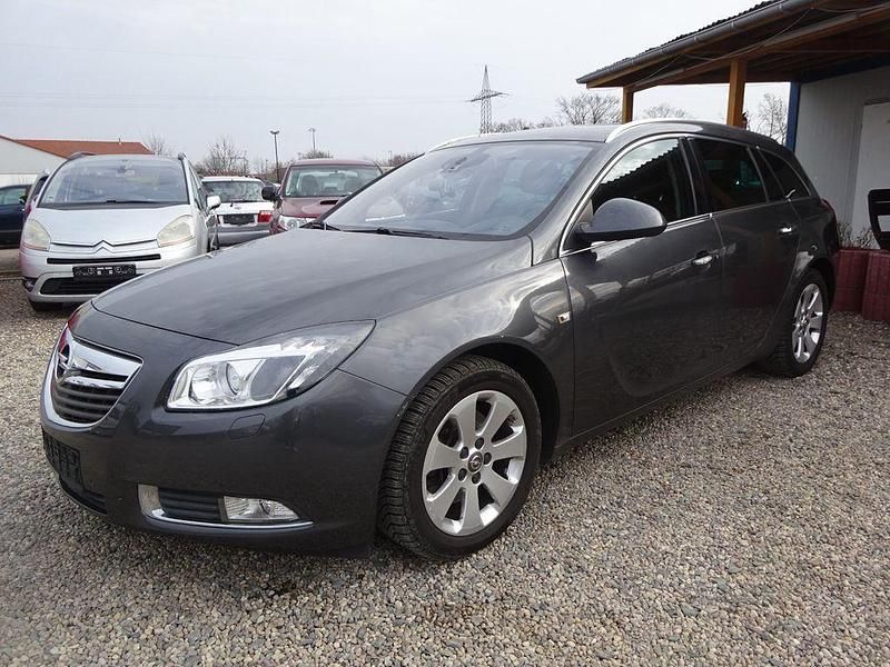Gebraucht Opel Insignia Innovation 220 PS (161 kW) 2012 Grau Kombi