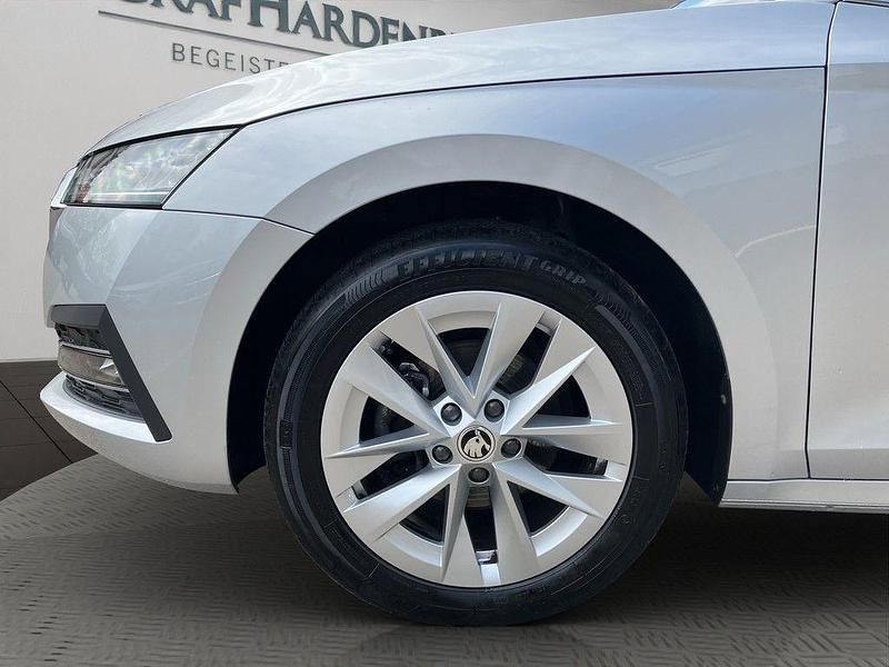 Gebraucht Skoda Octavia Style 150 PS (110 kW) 2023 Silber Kombi
