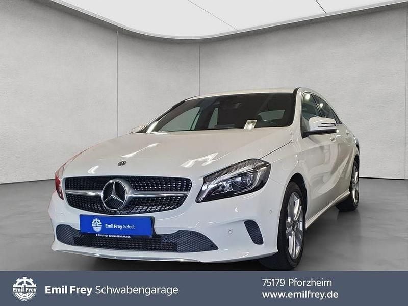 Gebraucht Mercedes A250 Urban 211 PS (155 kW) 2017 Weiß Limousine